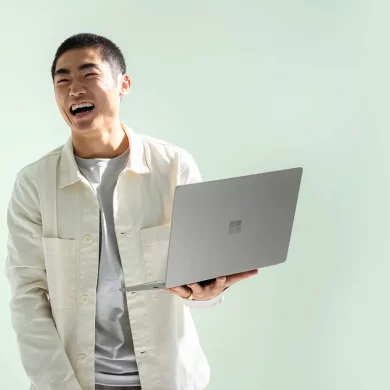 Microsoft Surface Laptop Go 2 4
