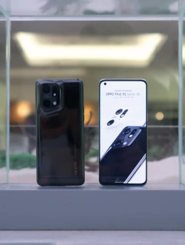 Penjualan Perdana OPPO Find X5 Pro 5G 6 1