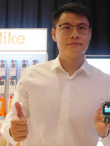 <em>Watch Phone</em> Pintar Ramah Anak imoo Z1 Siap Hadir di Indonesia 29 imoo Z1 1