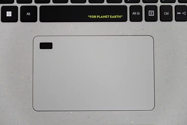 Acer Aspire Vero Nat Geo 4