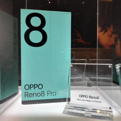 OPPO Reno8