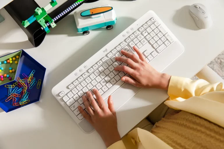 Logitech Signature K650