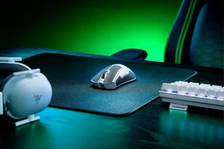 DeathAdder V3 Pro