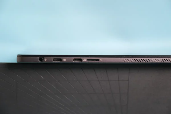 Review ASUS Vivobook 13 Slate OLED 28 ASUS Vivobook 13 Slate OLED