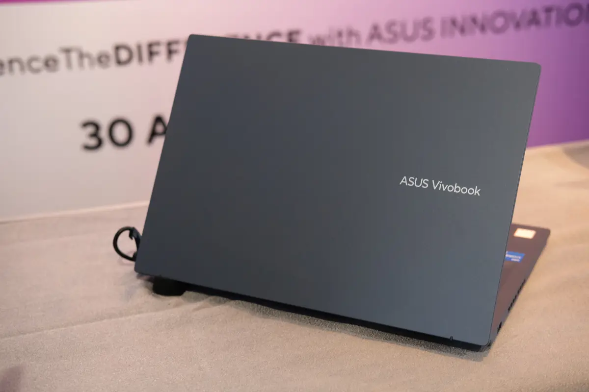 ASUS Vivobook 14X OLED (X1403)
