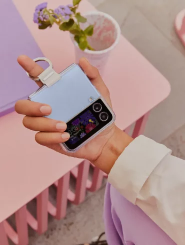 Samsung Galaxy Z Flip4 5G, Cara Mudah Mengekspresikan Diri Sekaligus Tampil Modis 42 Samsung galaxy zflip4 case