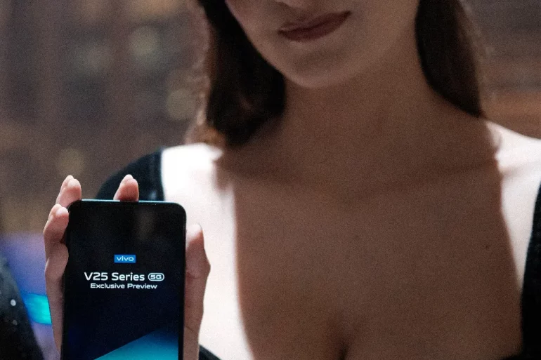 vivo v25 with model vivo v25 with model