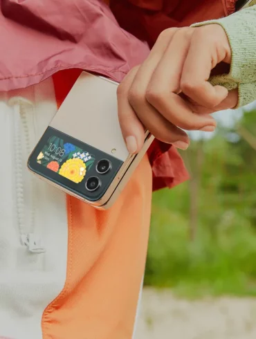 Galaxy Z Flip4 5G Indonesia 2