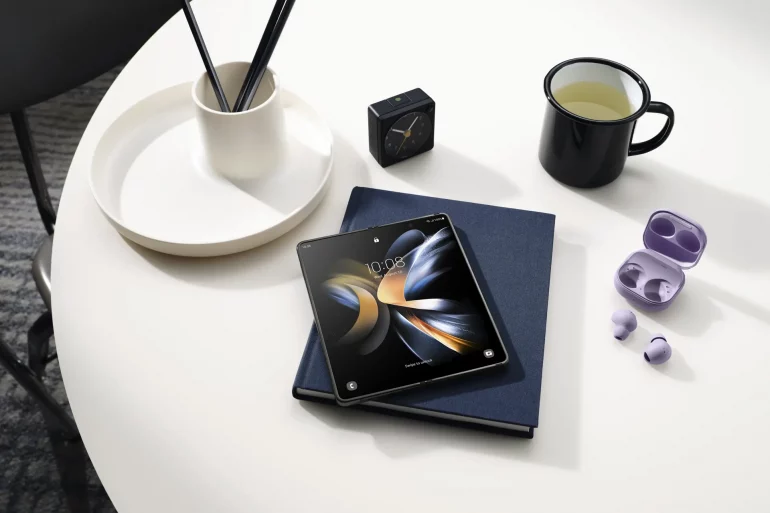 Samsung galaxy zfold4 phantomblack buds2pro borapurple Samsung