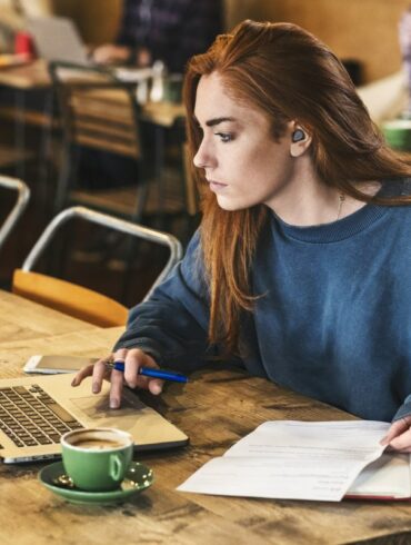 Jabra Elite 4: TWS Sejutaan dengan Fitur ANC dan Bluetooth MultiPoint 34 Jabra Elite 4 1