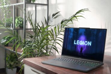 Lenovo Legion Slim 7 dan Slim 7i Gen 8