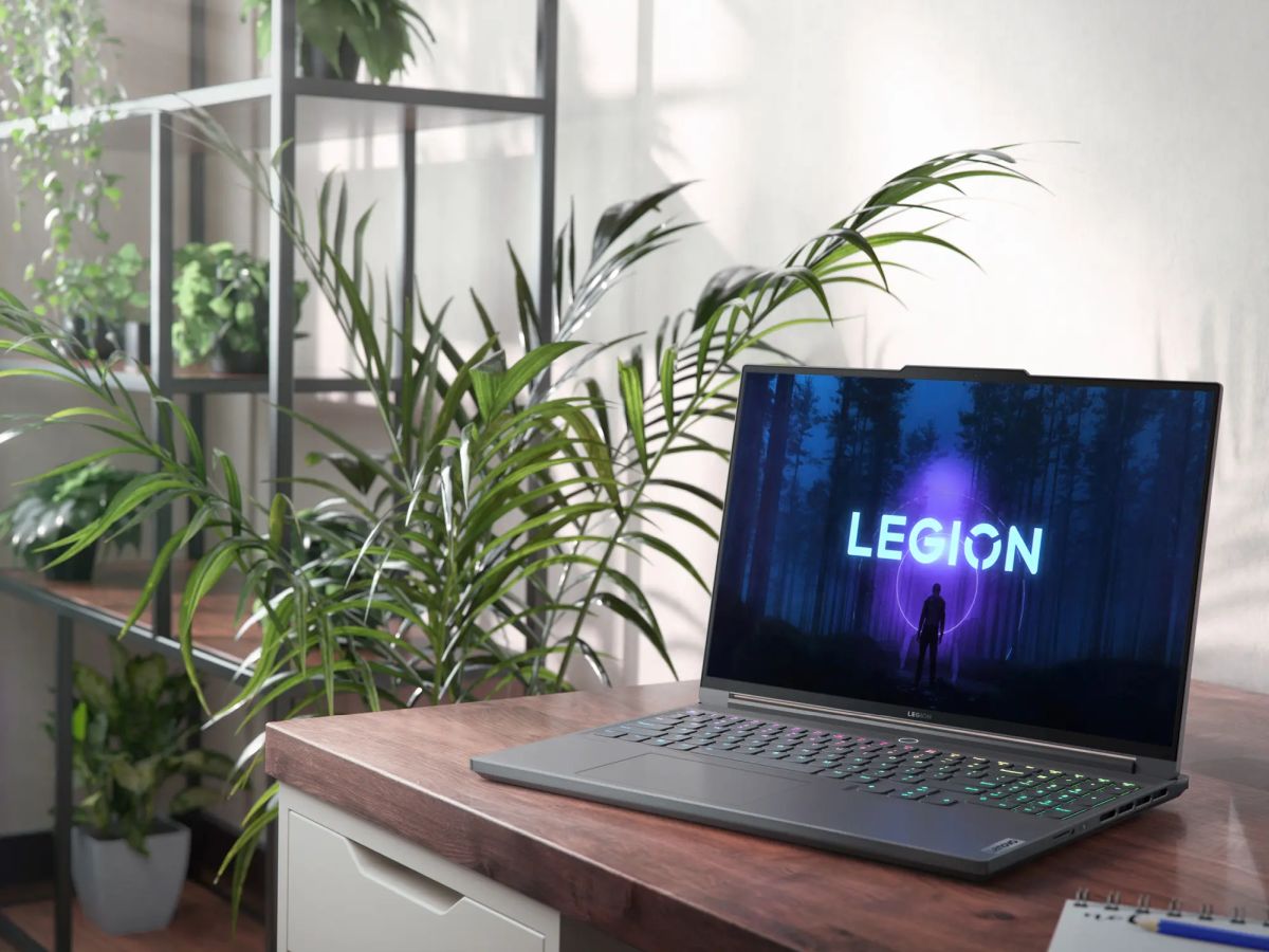 Lenovo Legion Slim 7 dan Slim 7i Gen 8