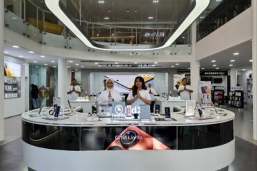 OPPO eXperience Store