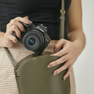 Canon EOS R50