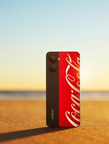 realme 10 Pro 5G Coca-Cola Edition