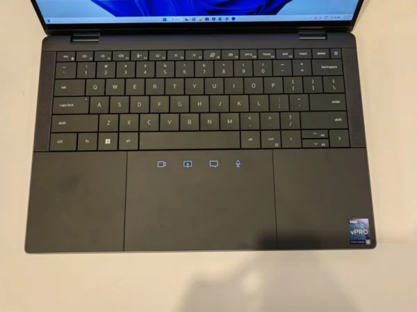 Special Report: Inilah Hal Menarik dari Dell Commercial Client and Ecosystem Showcase 2023 30 Dell Latitude 9440 2 in 1 2