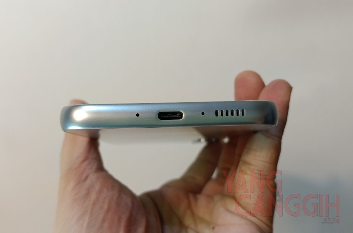 Samsung Galaxy A34 5G Silver Yangcanggih 1