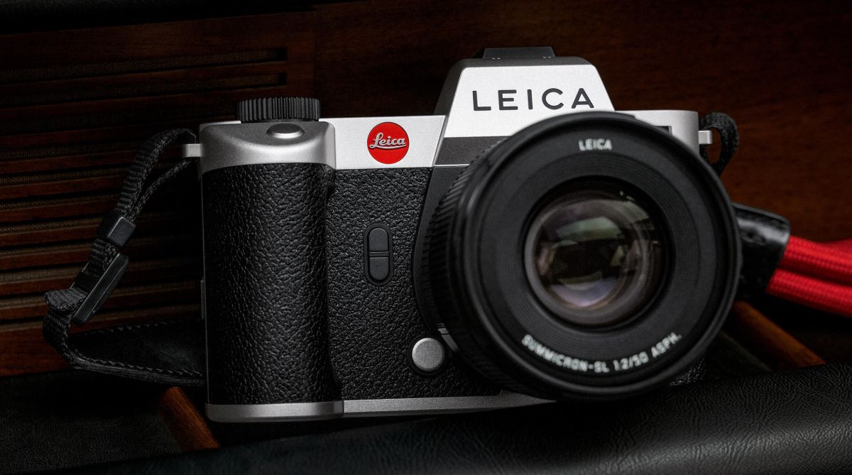 Leica SL2 Silver Edition