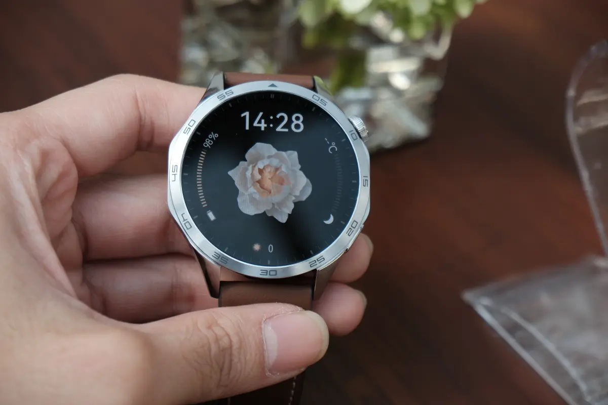 Huawei Watch GT 4 2