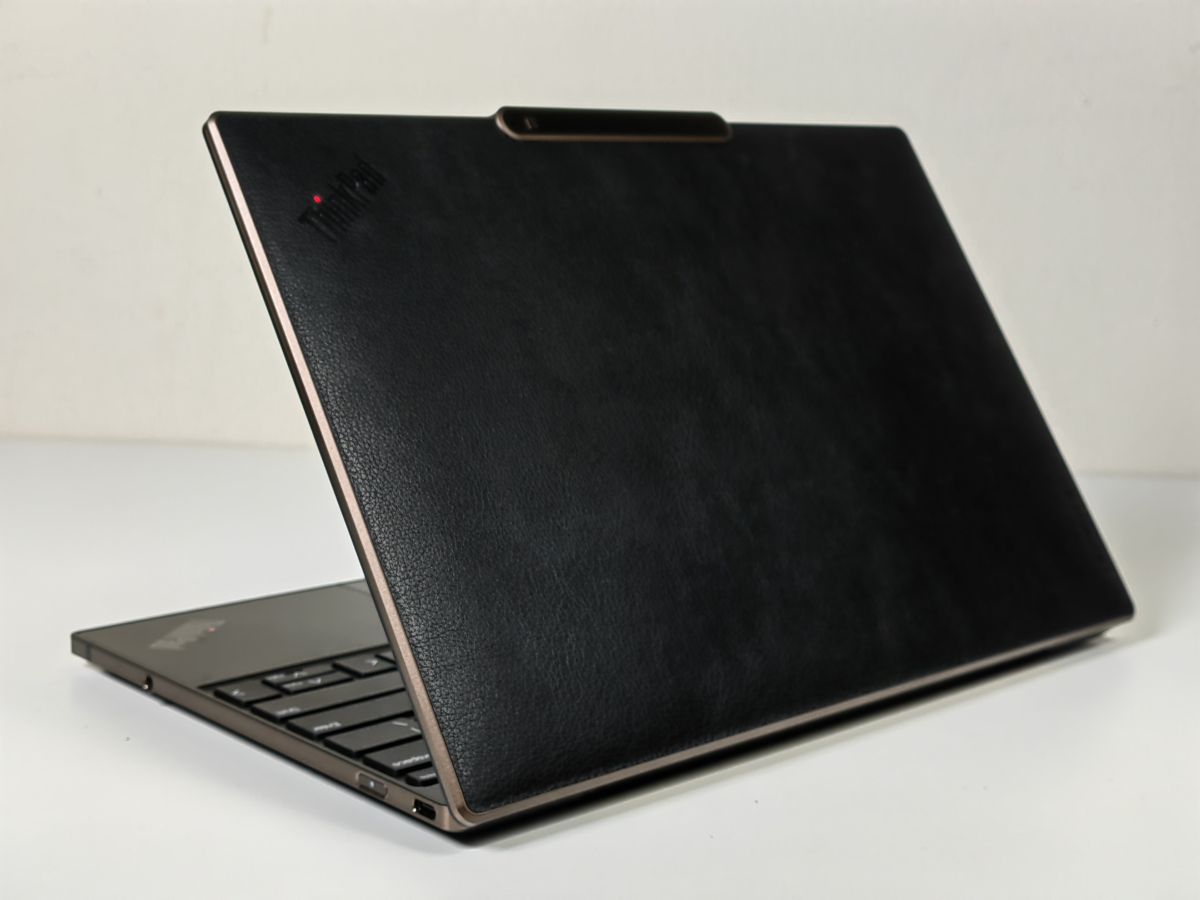 ThinkPad Z13 1