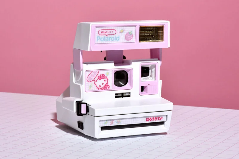Polaroid 600 Hello Kitty Strawberry Kawaii