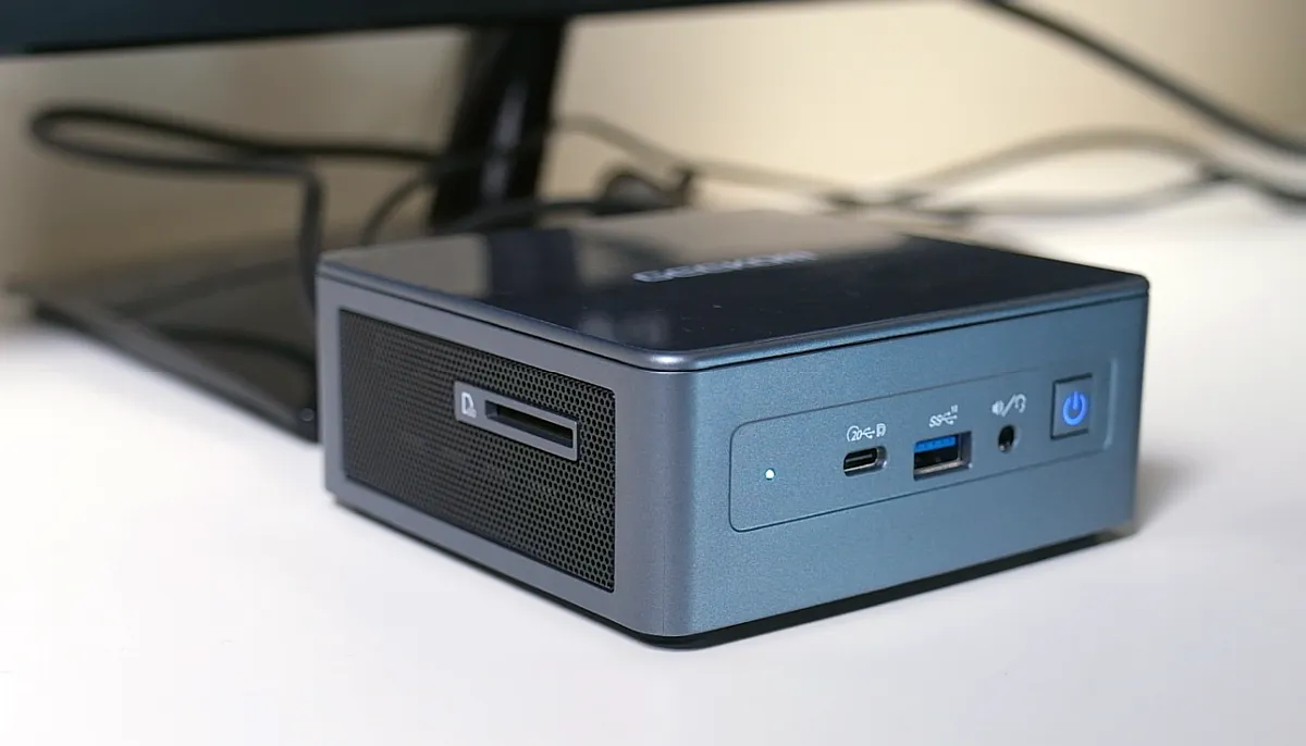 geekom mini it11 body