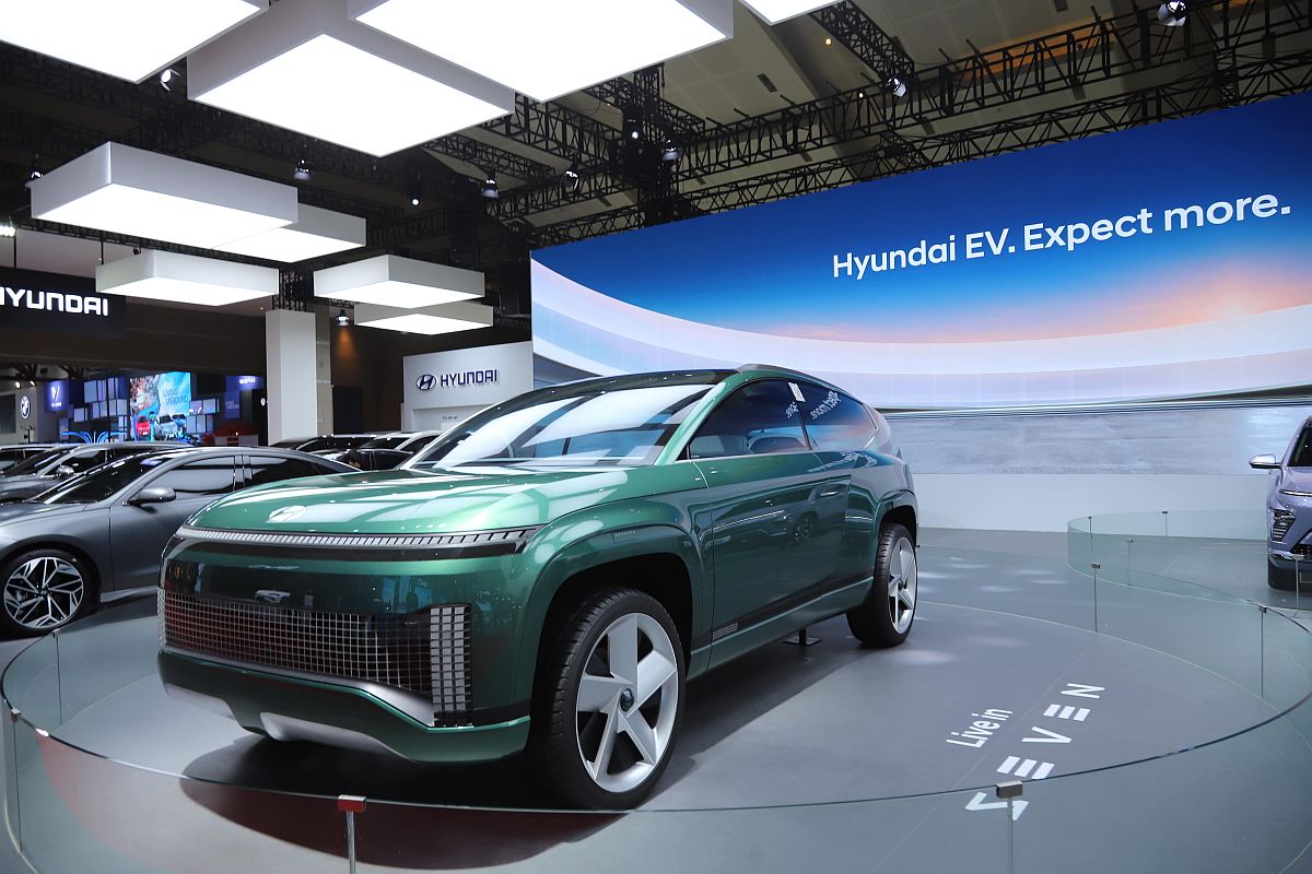 SEVEN Concept di booth Hyundai IIMS 2024