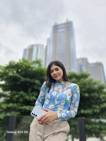 5 Alasan Samsung Galaxy A55 5G Jadi Ponsel Kelas Menengah Paling Favorit di Indonesia 25 portrait mode samsung a55 2
