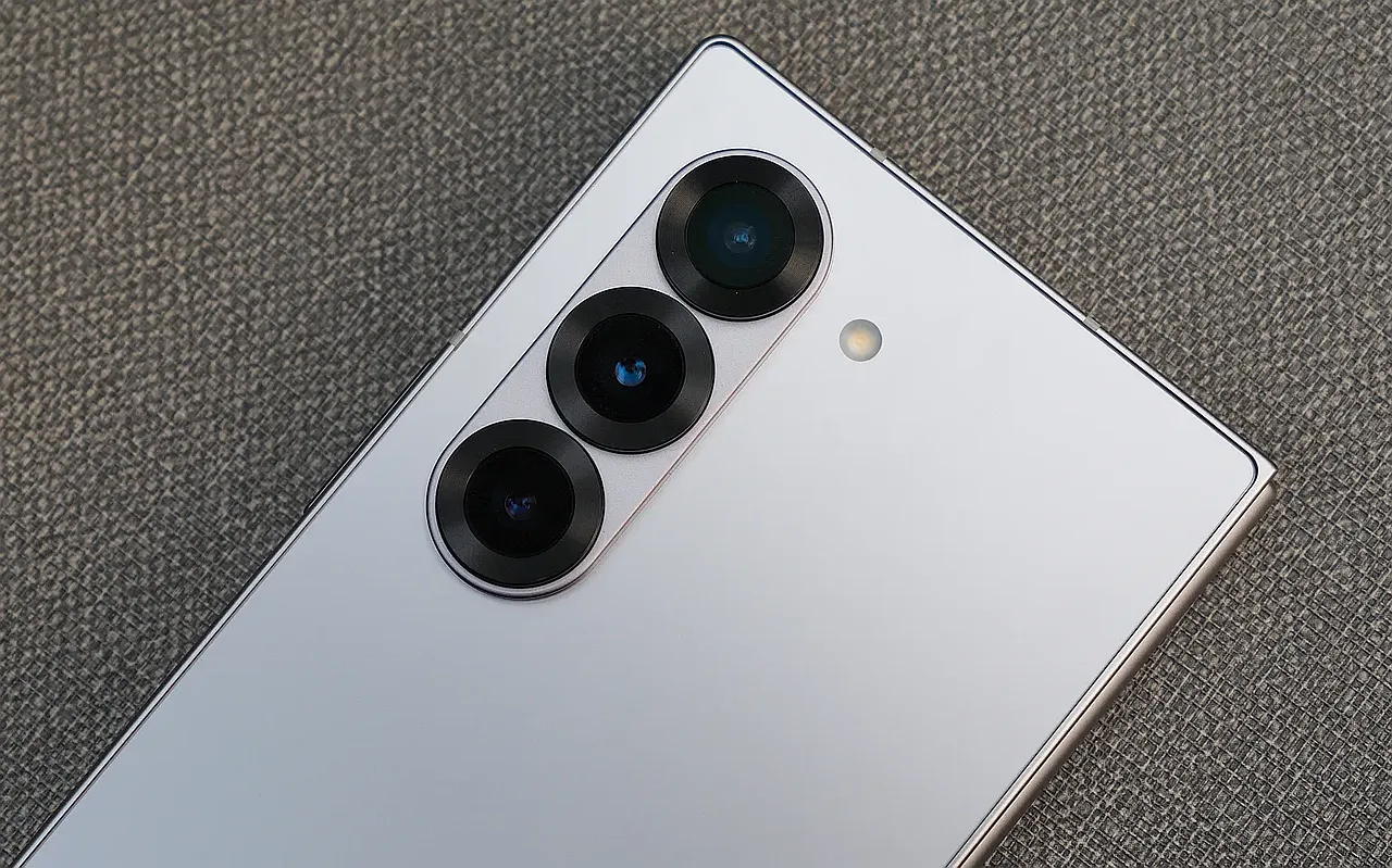 Tips Foto Malam Hari dengan Kamera Samsung Galaxy Z Fold6 34 kamera samsung galaxy fold 6