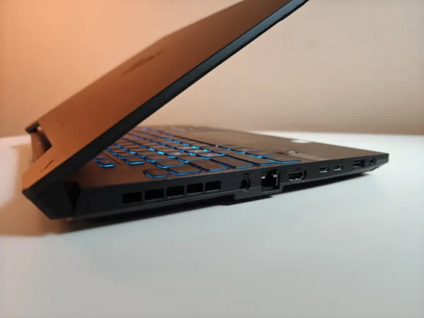 review ASUS TUF Gaming A15 (2024) 26 ASUS TUF Gaming A15 2024