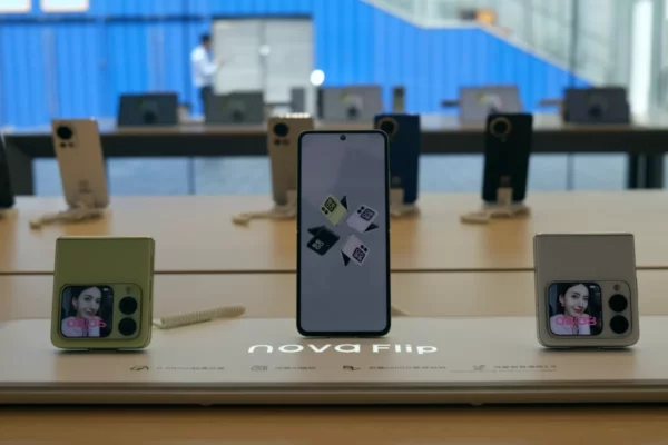 Huawei International Flagship Store di Shenzhen, Toko Huawei Terbesar di Dunia 28 huawei flagship store nova flip