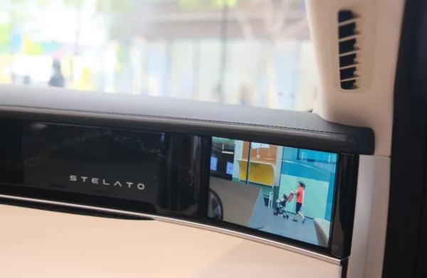 Huawei International Flagship Store di Shenzhen, Toko Huawei Terbesar di Dunia 26 huawei flagship store smart car