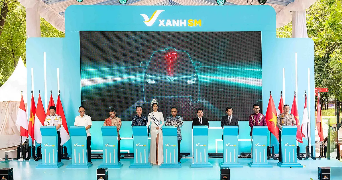 XANH SM : Layanan Taksi dengan Armada Mobil Listrik Sepenuhnya yang Pertama di Indonesia 44 Xanh SM Launching Ceremony 18 December 2024