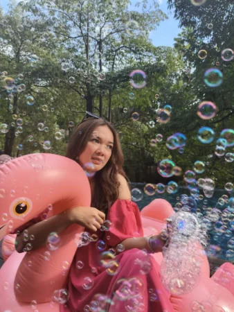 Dua Kelebihan Utama OPPO Reno 13 Series : Kamera Pintar dan Performa Gaming Mulus 26 hasil foto ai livephoto reno13 series 1