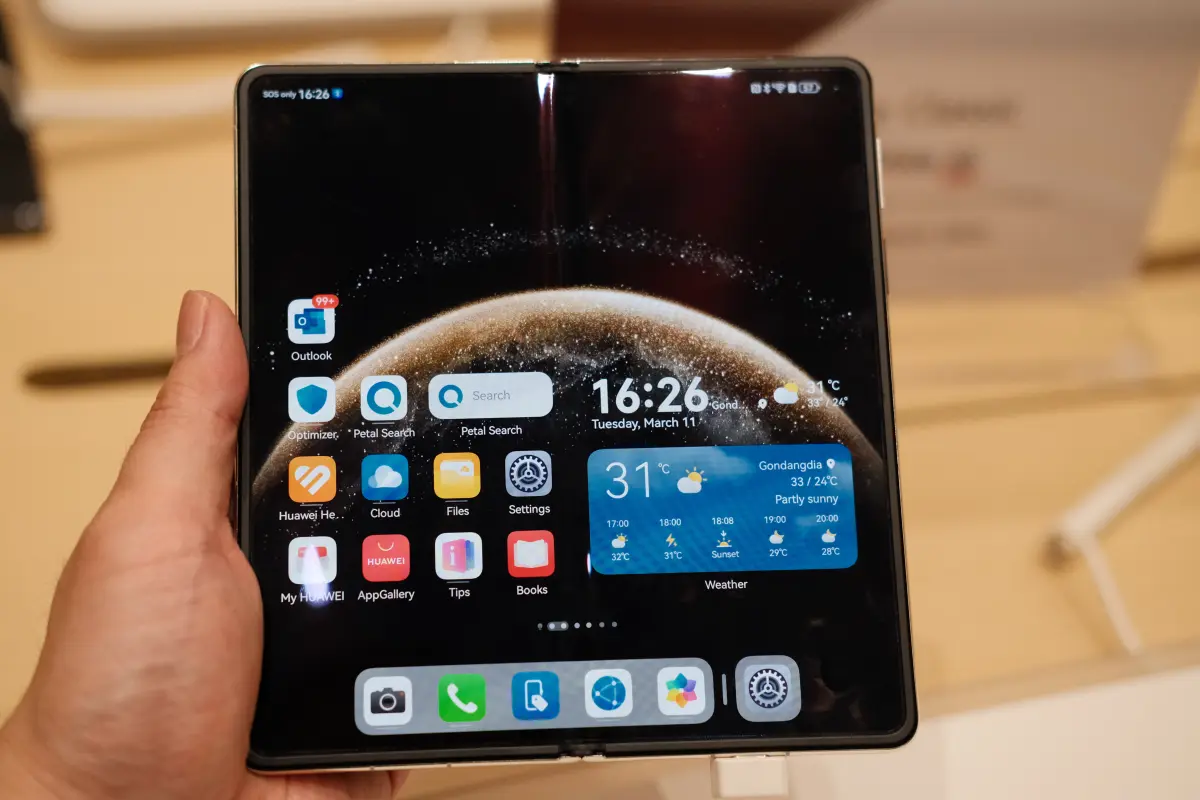 huawei Mate X6 3