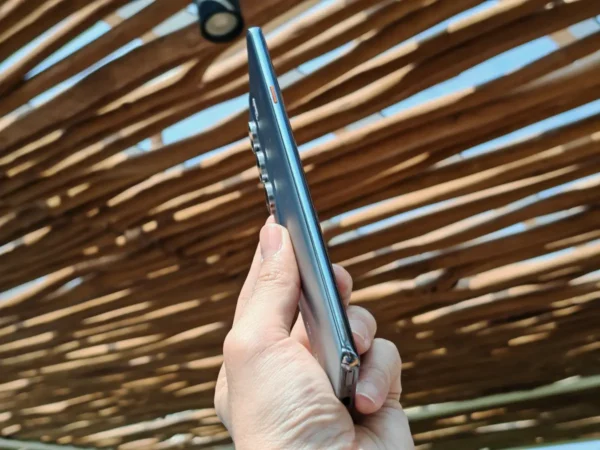 TECNO CAMON 40 Pro 5G 4