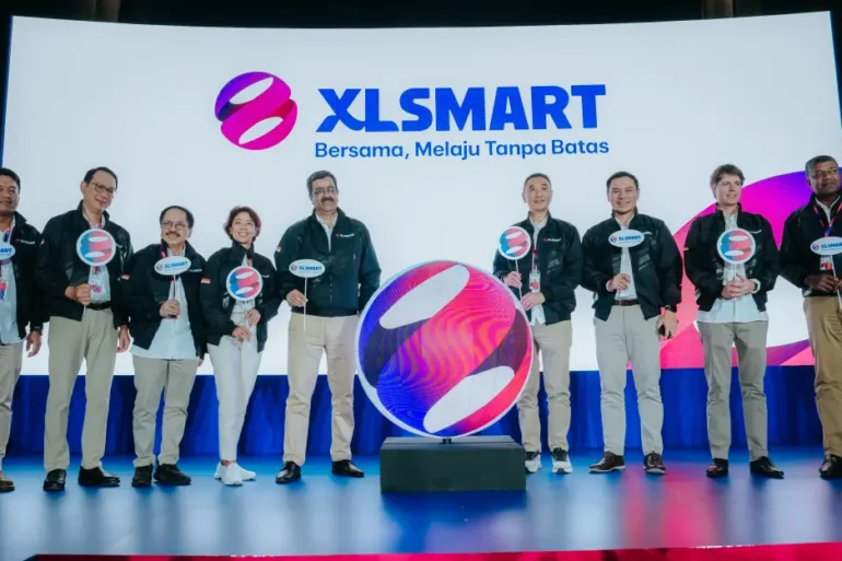 XLSMART Resmi Berdiri 2025