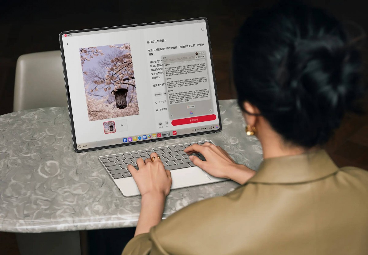 Huawei MateBook Fold Ultimate 2