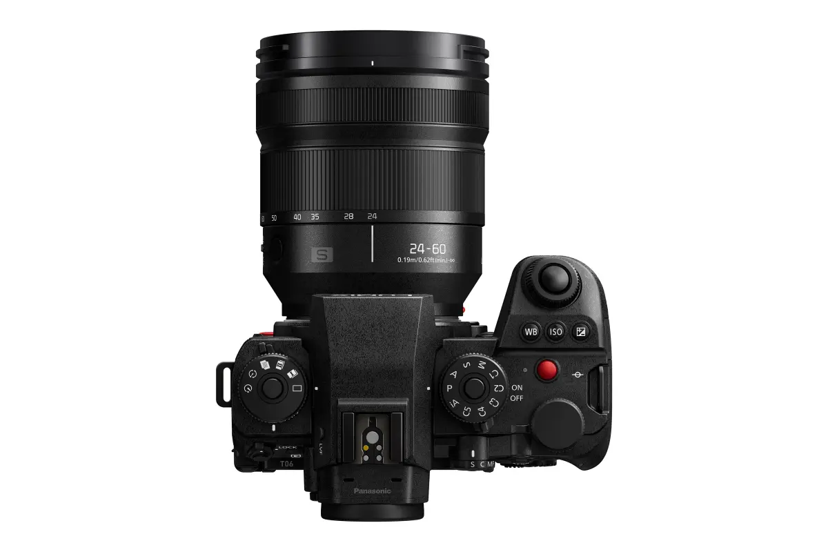 Panasonic Lumix S 24-60mm F2.8