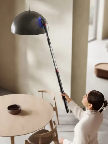 dyson pencilvac atas