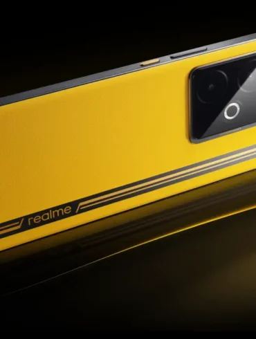 realme GT 7T: Versi Hemat realme GT 7 dengan Pilihan Warna Racing Yellow yang Keren 85 realme GT 7T 4
