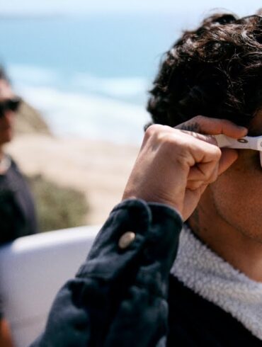 Oakley Meta HSTN