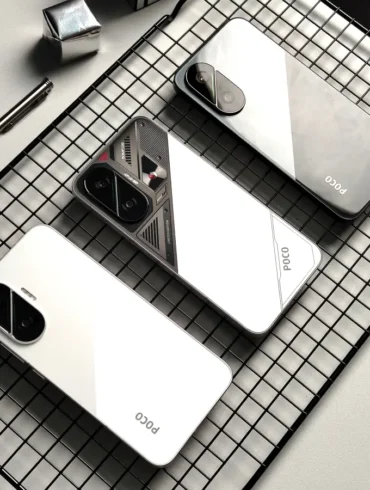 POCO F7 8 POCO F7