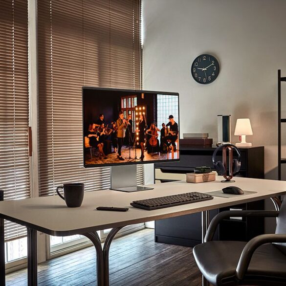 Samsung Smart Monitor M9