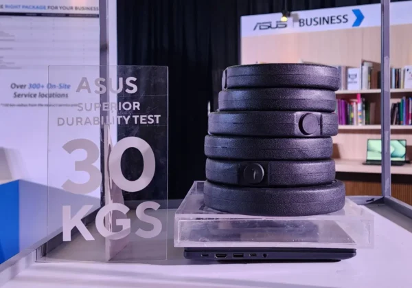 Uji Tekanan Hingga 30kg pada ASUS ExpertBook 1409CVA