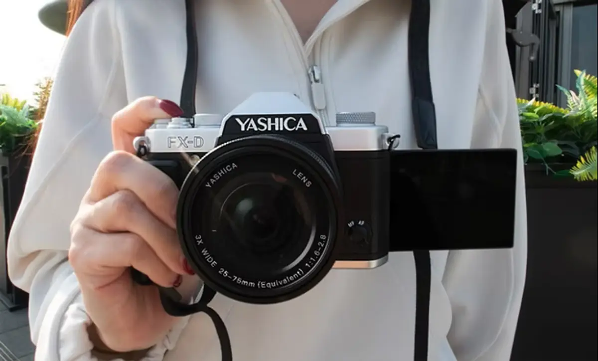 yashica FX D 2