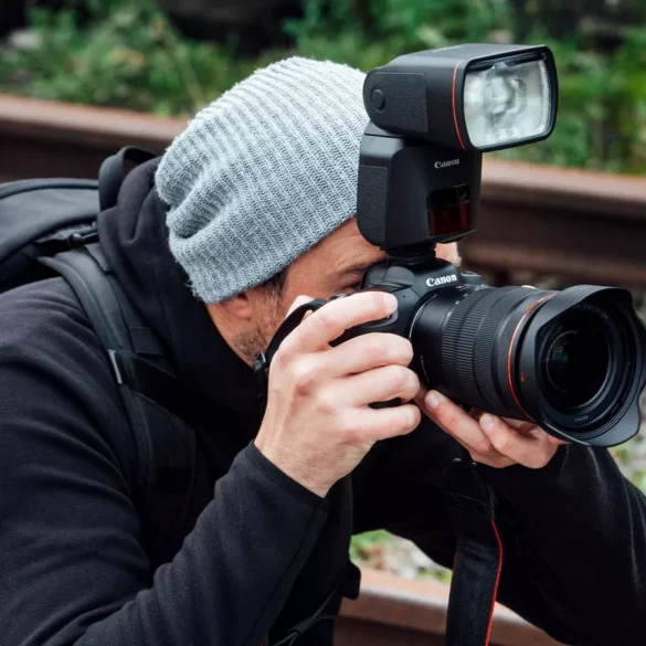 Canon Speedlite EL-1 (Version 2)