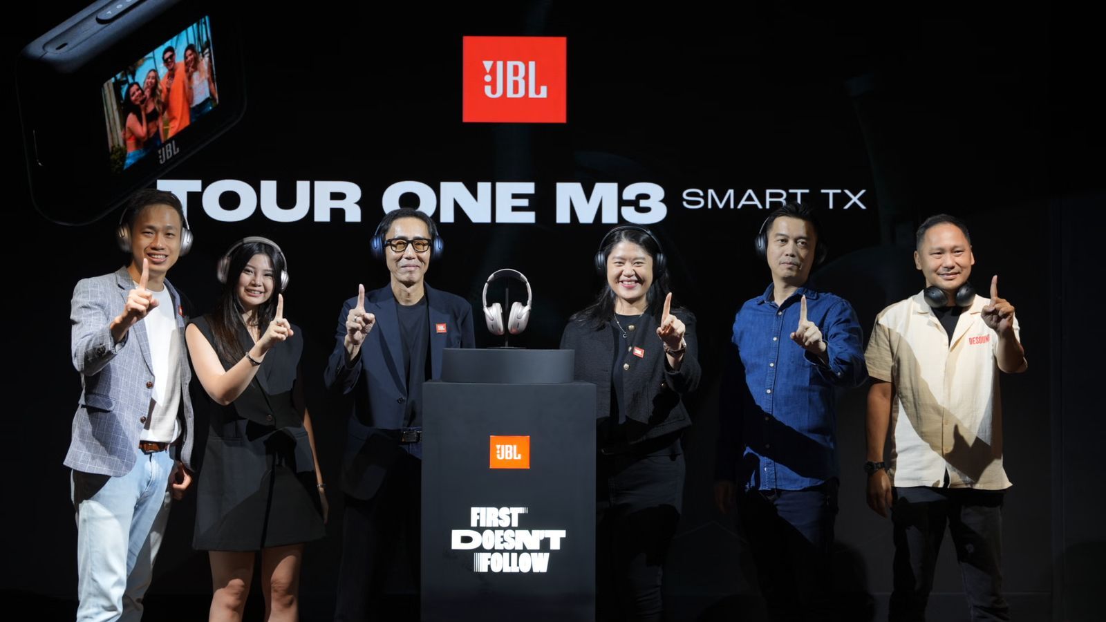 JBL Tour One M3 Smart TX