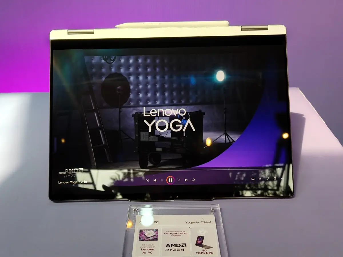 Lenovo YOGA 7 2-in-1 AMD Ryzen AI 300 Series