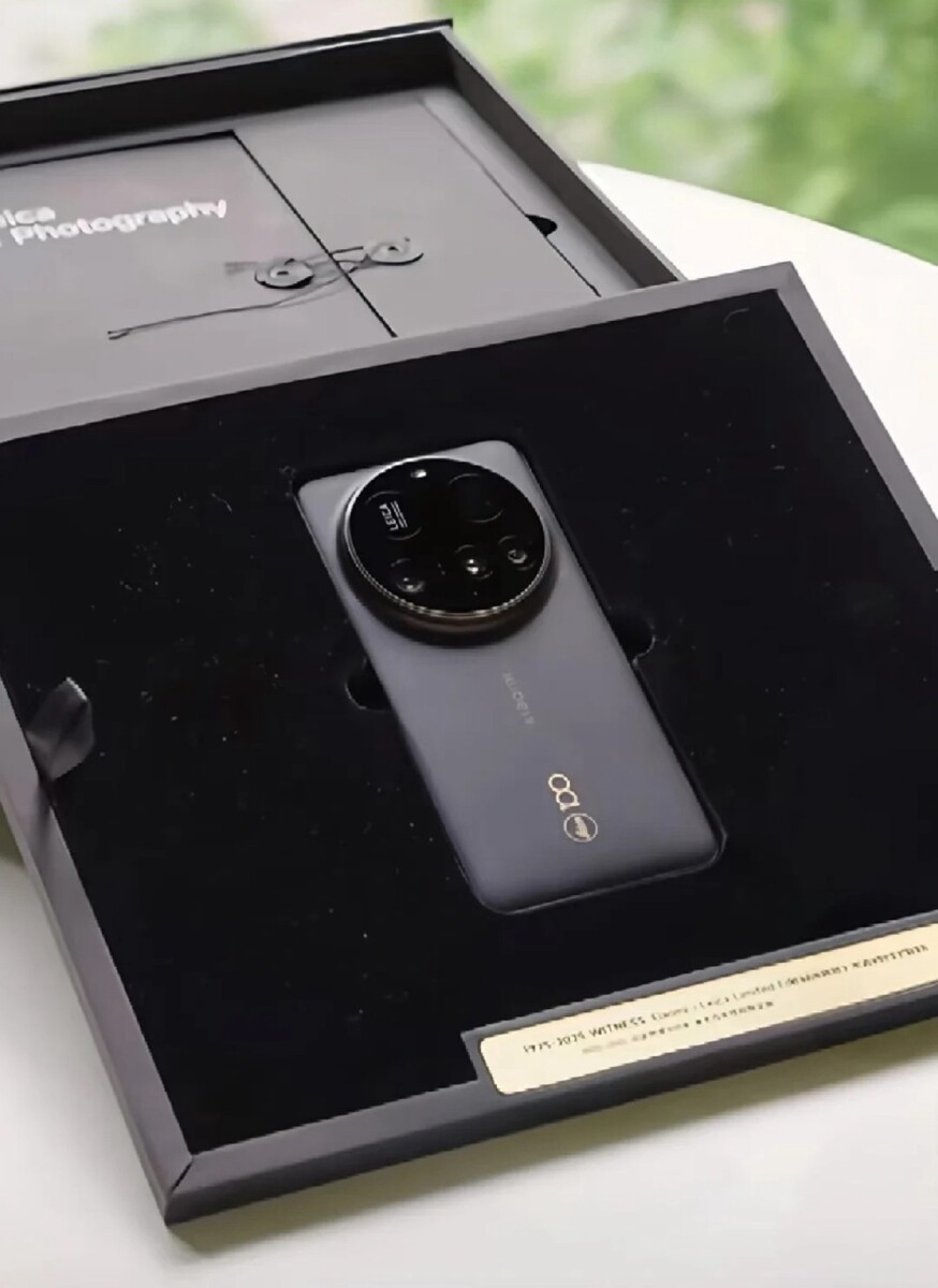 Xiaomi 15 Ultra "100 Years of Leica": Smartphone Edisi Terbatas untuk Memperingati 100 Tahun Kamera Leica 23 Xiaomi 15 Ultra 100 Years of Leica 2